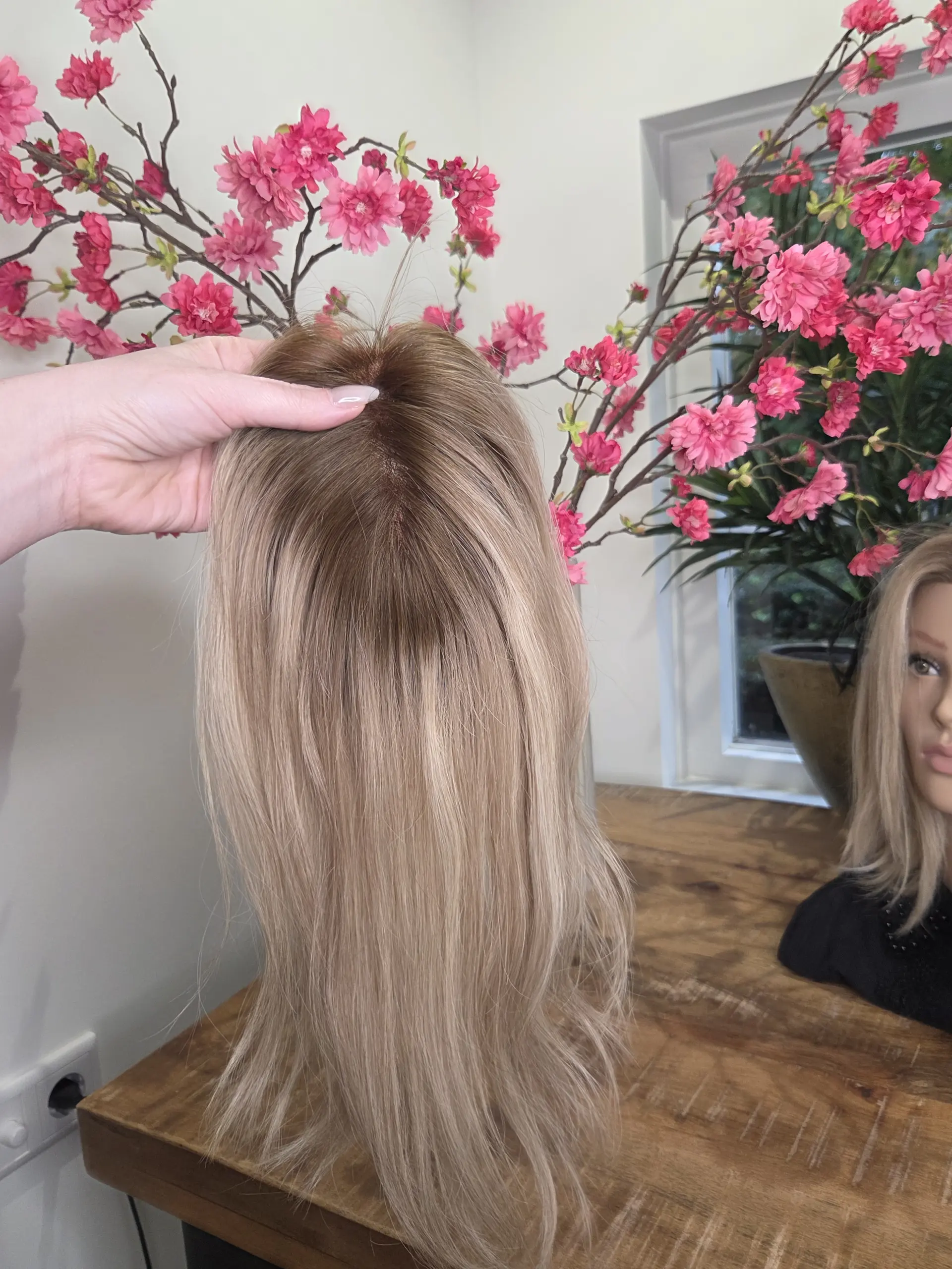 Blonde bayalage topper